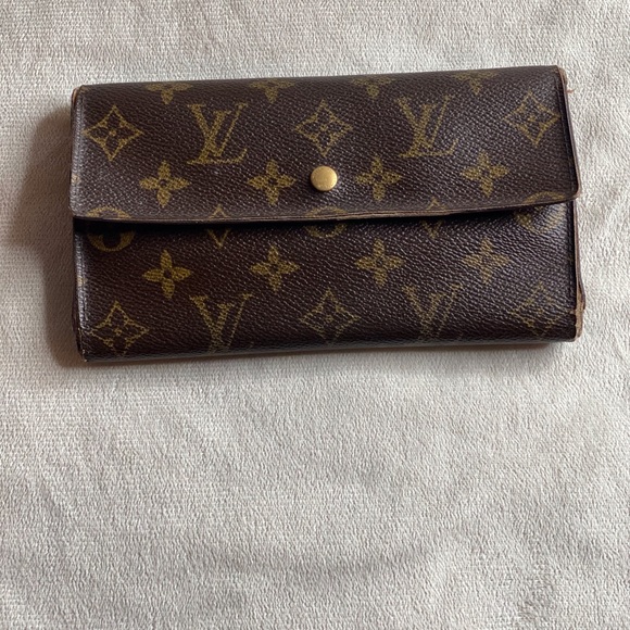 Louis Vuitton Monogram Porte Tresor International Wallet - Picture 5 of 15